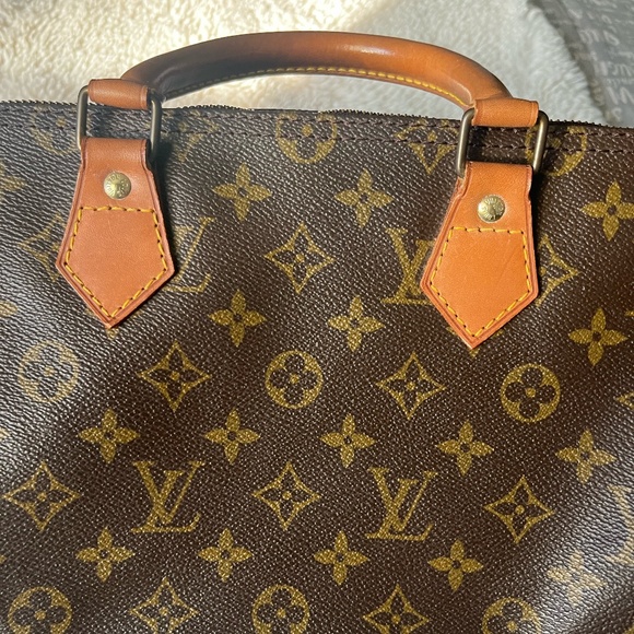 Louis Vuitton Speedy 35 - Authentic - Picture 13 of 16